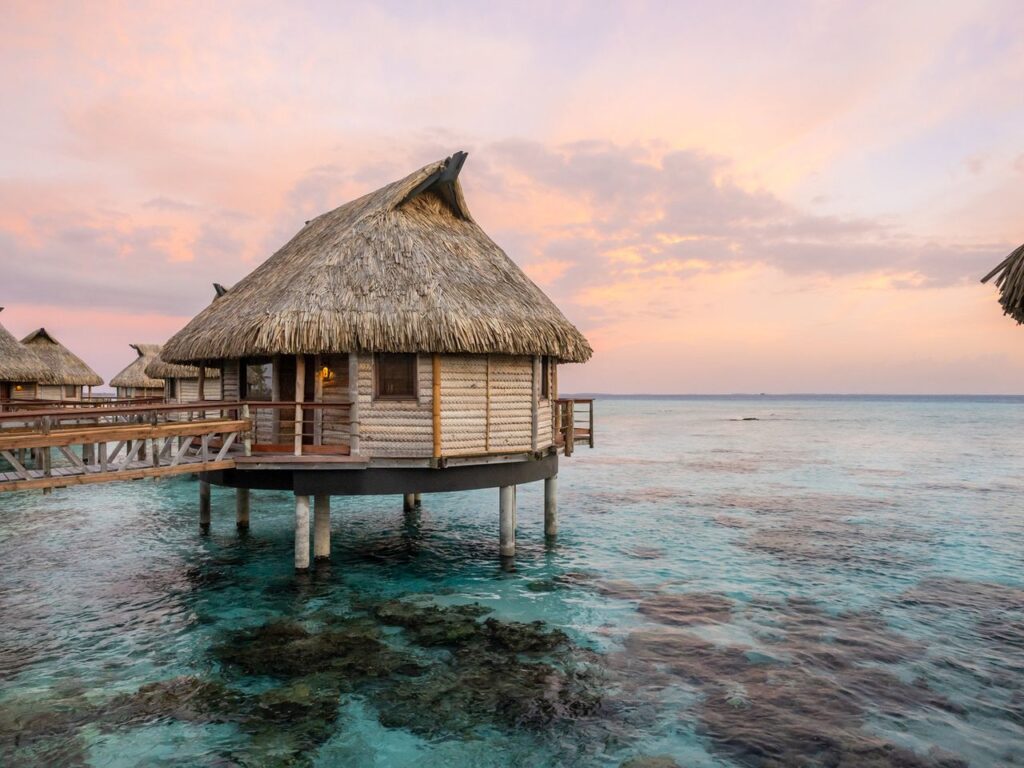 Le Tikehau Overwater bungalow